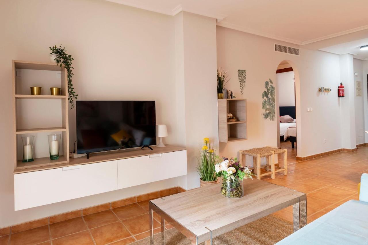 Atico Con Terraza-Solarium Y Piscina 4-6 Personas Wifi A/C Διαμέρισμα Roda Εξωτερικό φωτογραφία