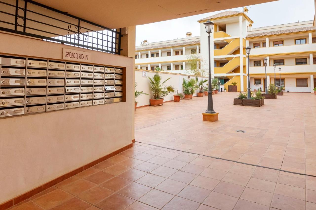 Atico Con Terraza-Solarium Y Piscina 4-6 Personas Wifi A/C Διαμέρισμα Roda Εξωτερικό φωτογραφία